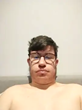 Snapshot of JulesG18 chatting on 02/11/26, 09:03 JulesG18 online show from 02/11/26, 09:03