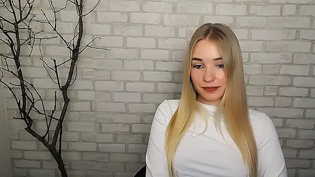 Queen ofLove online show from 12/21/24, 10:39