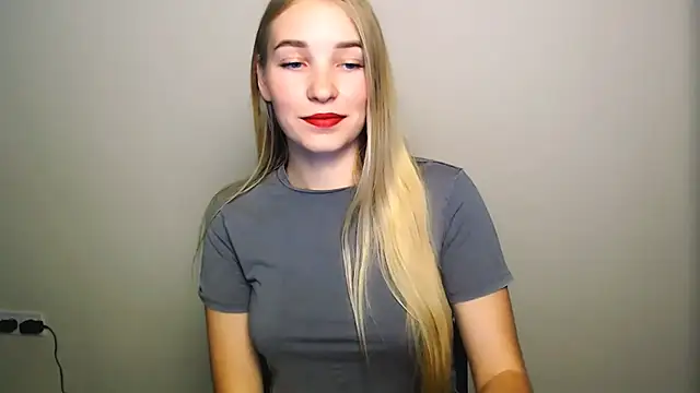 Queen ofLove online show from 10/23/25, 09:46