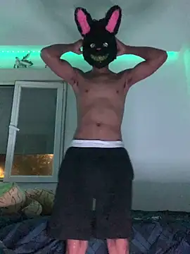 Snapshot of Ryan-hot chatting on 11/01/25, 12:34 Ryan-hot online show from 11/01/25, 12:34