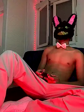 Snapshot of Ryan-hot chatting on 11/01/25, 09:39 Ryan-hot online show from 11/01/25, 09:39