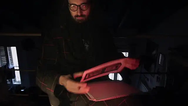 Snapshot of contemptumundi888 chatting on 03/10/25, 04:46 contemptumundi888 online show from 03/10/25, 04:46