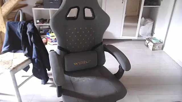 Snapshot of contemptumundi888 chatting on 09/23/25, 10:07 contemptumundi888 online show from 09/23/25, 10:07