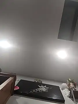 Snapshot of kinkyandmarried chatting on 02/15/25, 01:16 kinkyandmarried online show from 02/15/25, 01:16