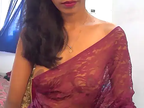 Snapshot of sexy_janu25 chatting on 04/19/26, 05:29 sexy janu25 online show from 04/19/26, 05:29