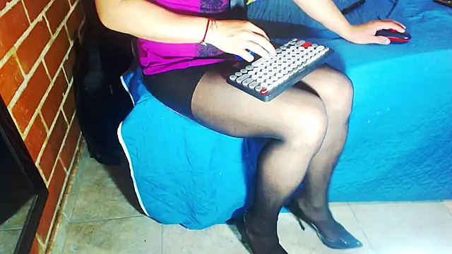 alexandrasexy32 online show from 07/31/26, 05:23
