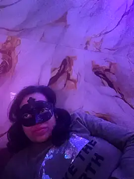 Inaya Mishra online show from 01/08/25, 05:59