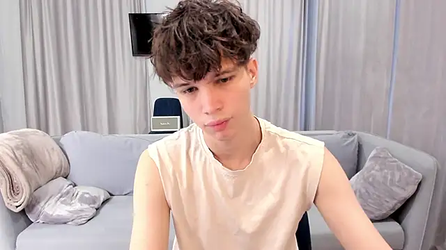 Im Shine Guy online show from 12/23/24, 10:21