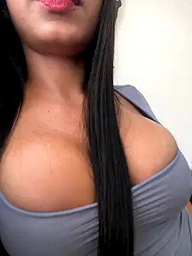 Lolitacooper online show from 10/12/25, 09:03