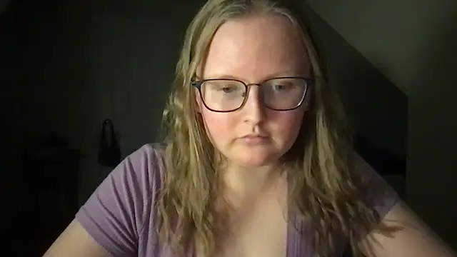 Snapshot of lexie_lilacs chatting on 01/07/25, 11:03 lexie lilacs online show from 01/07/25, 11:03
