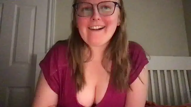 Snapshot of lexie_lilacs chatting on 01/09/25, 02:01 lexie lilacs online show from 01/09/25, 02:01