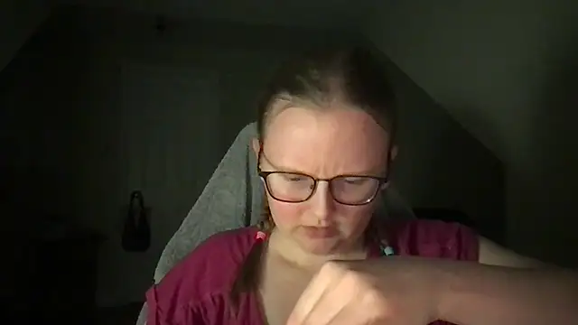 Snapshot of lexie_lilacs chatting on 01/14/25, 03:11 lexie lilacs online show from 01/14/25, 03:11