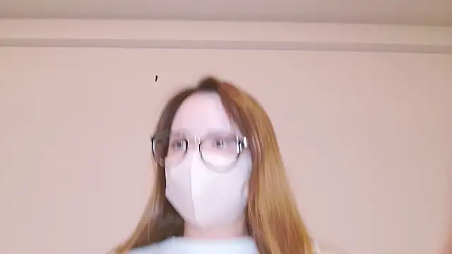 Snapshot of _hina_chan_ chatting on 06/29/26, 01:44 hina chan online show from 06/29/26, 01:44