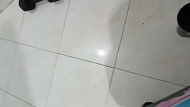 Snapshot of luxandracon23 chatting on 02/11/25, 12:49 luxandracon23 online show from 02/11/25, 12:49