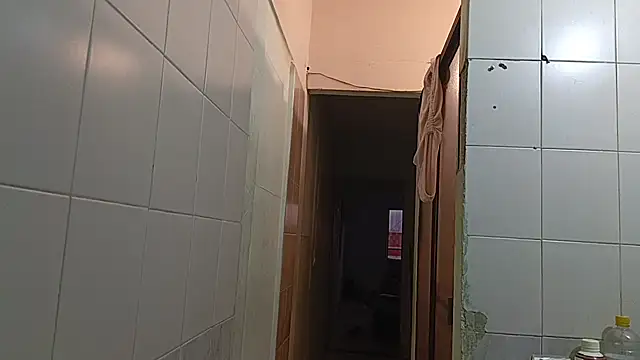 Snapshot of luxandracon23 chatting on 02/11/25, 10:59 luxandracon23 online show from 02/11/25, 10:59