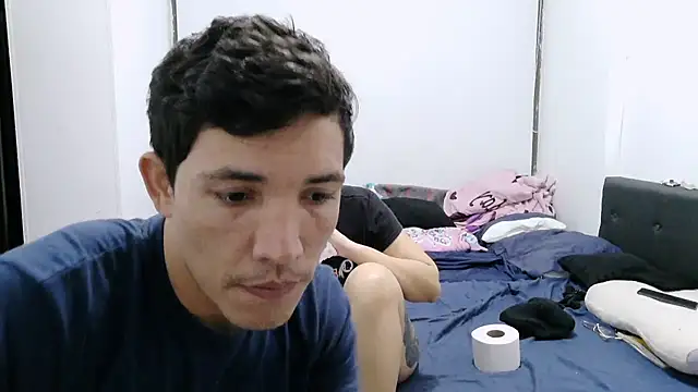 luxandracon23 online show from 11/12/25, 04:35