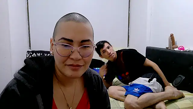 luxandracon23 online show from 11/21/25, 03:16