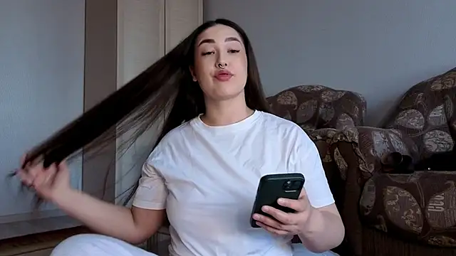 Snapshot of Aria_Blisss chatting on 04/09/26, 01:49 Aria Blisss online show from 04/09/26, 01:49