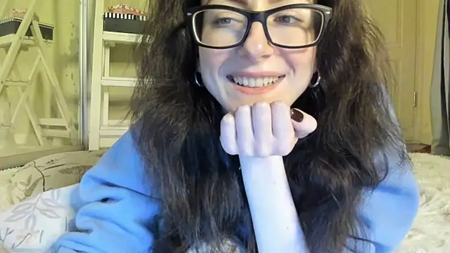 Snapshot of Baby_Jewel chatting on 12/26/24, 01:21 Baby Jewel online show from 12/26/24, 01:21