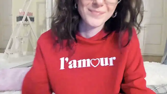 Snapshot of Baby_Jewel chatting on 01/15/25, 05:15 Baby Jewel online show from 01/15/25, 05:15