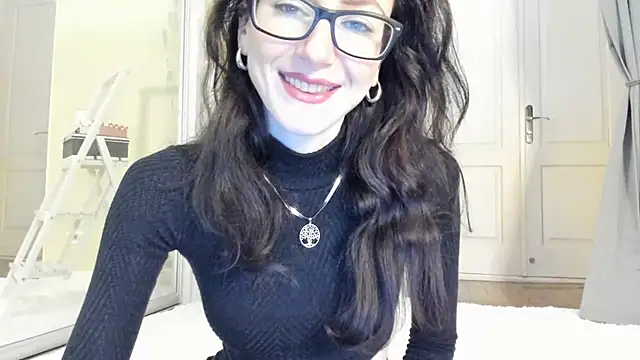 Snapshot of Baby_Jewel chatting on 02/14/25, 11:10 Baby Jewel online show from 02/14/25, 11:10