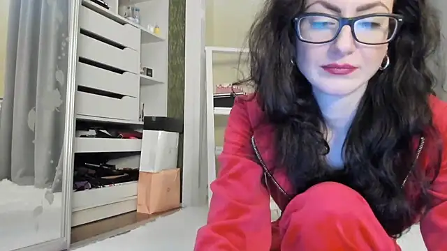 Snapshot of Baby_Jewel chatting on 10/07/25, 11:18 Baby Jewel online show from 10/07/25, 11:18