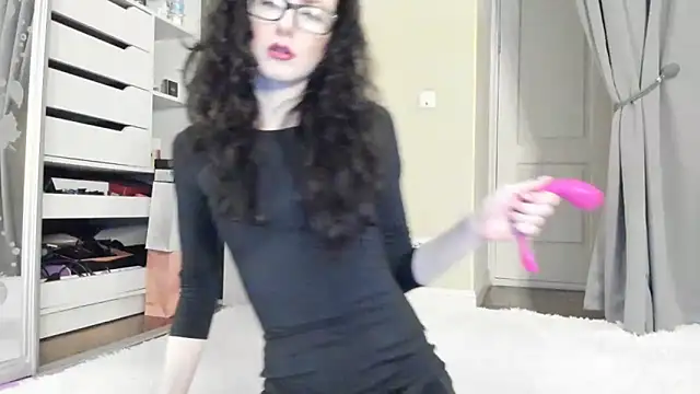 Snapshot of Baby_Jewel chatting on 10/30/25, 11:11 Baby Jewel online show from 10/30/25, 11:11