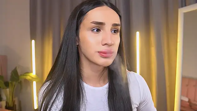 Kim Oberlin  online show from 11/13/25, 03:55