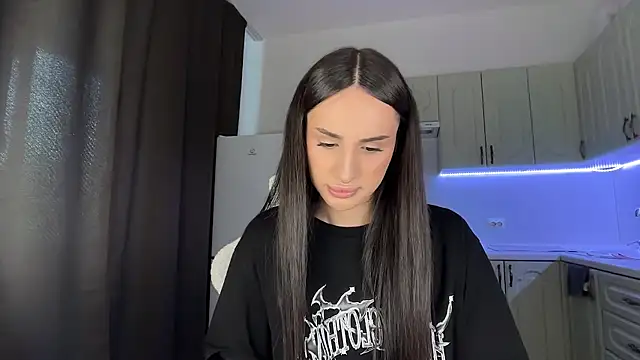 Kim Oberlin  online show from 03/18/26, 12:08