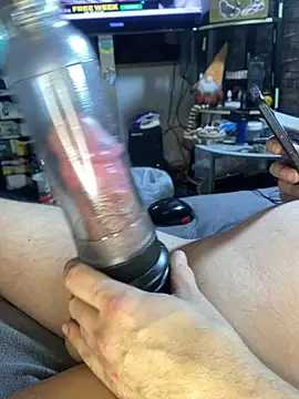 Gilgamesch1704 online show from 10/15/25, 07:36