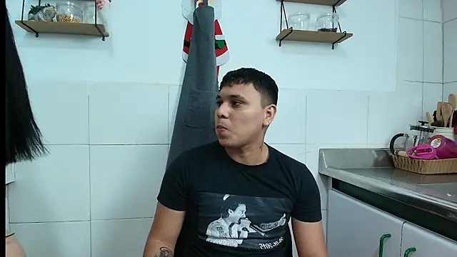 couple lovelyds online show from 01/14/26, 08:36