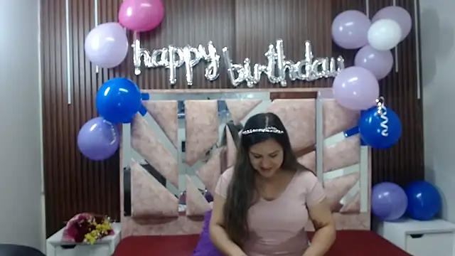 stephanieross202cl online show from 10/24/25, 05:04