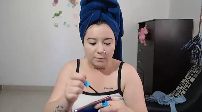 Snapshot of allison_11p chatting on 12/10/24, 01:44 allison 11p online show from 12/10/24, 01:44