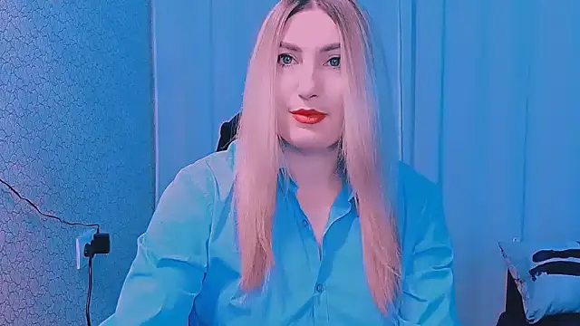 Snapshot of JaneLaJewel chatting on 02/17/26, 01:18 JaneLaJewel online show from 02/17/26, 01:18