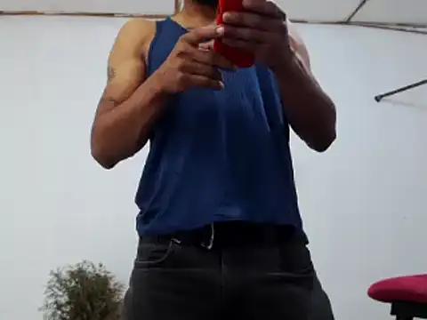 Snapshot of fernandez_latinblackk chatting on 01/10/25, 12:04 fernandez latinblackk online show from 01/10/25, 12:04