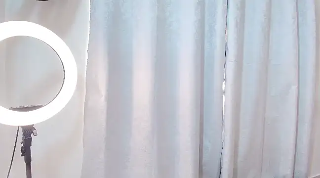 Snapshot of Baby9hot chatting on 01/25/25, 02:14 Baby9hot online show from 01/25/25, 02:14