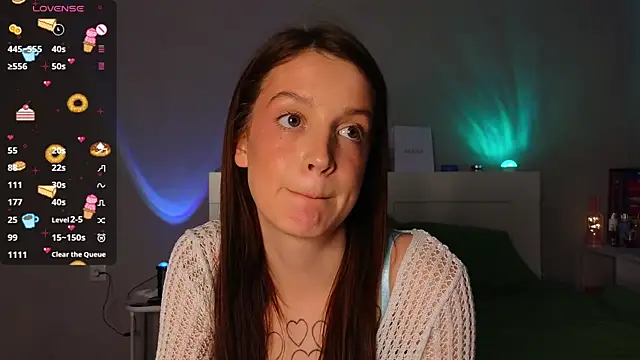 Snapshot of Sweet_Evva chatting on 11/01/25, 09:28 Sweet Evva online show from 11/01/25, 09:28