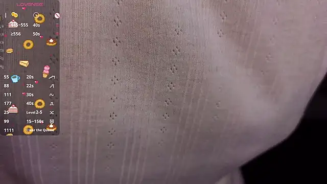 Snapshot of Sweet_Evva chatting on 12/03/25, 03:32 Sweet Evva online show from 12/03/25, 03:32