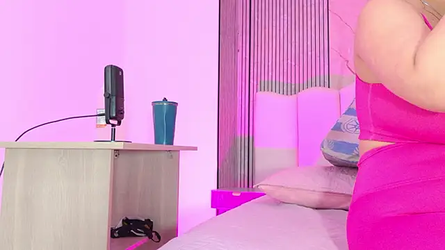 Snapshot of Sofia_martiin chatting on 03/25/26, 03:12 Sofia martiin online show from 03/25/26, 03:12