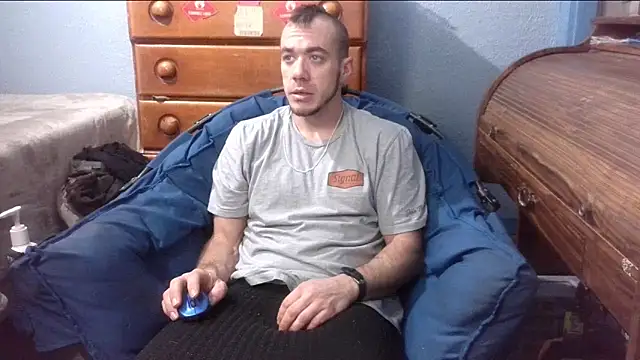 Snapshot of ScubaStevex chatting on 12/02/24, 06:41 ScubaStevex online show from 12/02/24, 06:41