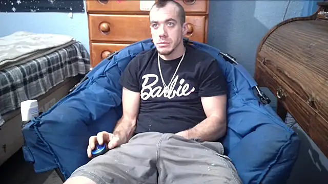 Snapshot of ScubaStevex chatting on 12/08/24, 03:45 ScubaStevex online show from 12/08/24, 03:45