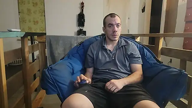 Snapshot of ScubaStevex chatting on 12/29/24, 11:07 ScubaStevex online show from 12/29/24, 11:07