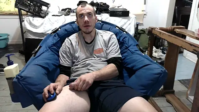 Snapshot of ScubaStevex chatting on 01/24/25, 06:25 ScubaStevex online show from 01/24/25, 06:25
