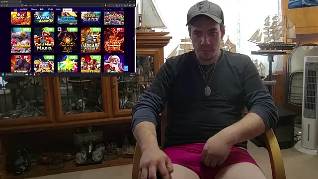 Snapshot of ScubaStevex chatting on 04/08/26, 05:35 ScubaStevex online show from 04/08/26, 05:35