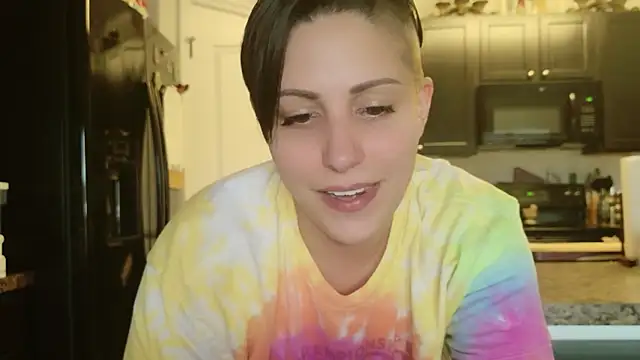 Snapshot of IsabelleRaven chatting on 04/28/26, 08:25 IsabelleRaven online show from 04/28/26, 08:25