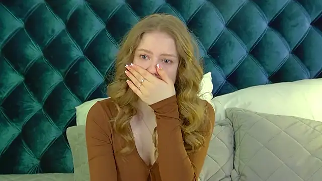 SelinSwarovski online show from 04/12/26, 04:23