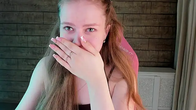 SelinSwarovski online show from 04/13/26, 03:39