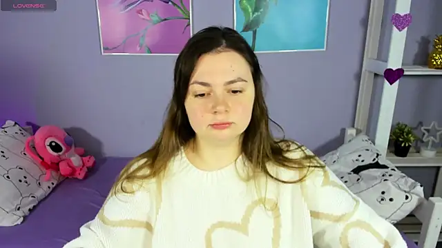 Snapshot of AlisaAnsom chatting on 12/02/24, 08:09 AlisaAnsom online show from 12/02/24, 08:09