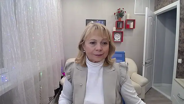 Snapshot of Milla_Cutie18 chatting on 12/19/24, 01:29 Milla Cutie18 online show from 12/19/24, 01:29