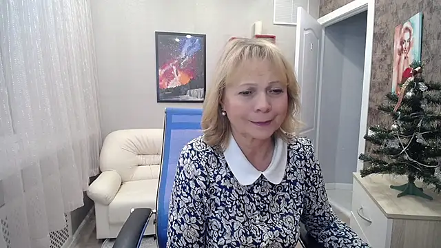 Snapshot of Milla_Cutie18 chatting on 12/26/24, 12:16 Milla Cutie18 online show from 12/26/24, 12:16